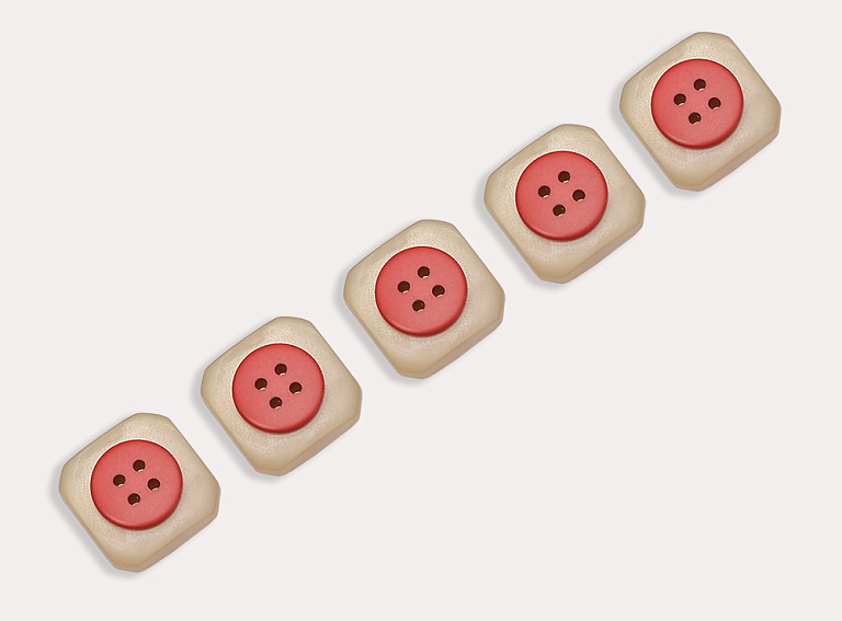 Фото ткани Пуговица квадратная, цвет - бежевый и красный