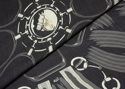 Фото ткани Кашемировый платок с рисунком (купон) тип Rani Arabella, цвет -  черный, пудра, молочный, лошади