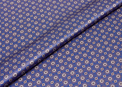 Фото ткани Шелковый атлас Liberty, цвет - синий и цветы