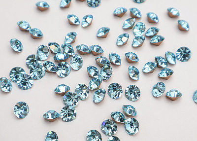 Фото ткани Стразы, цвет - бирюзовый
