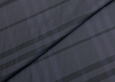 Фото ткани с рисунком, цвет - фиолетовый и клетка