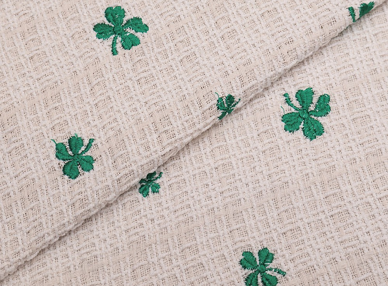 Фото ткани Хлопковый твид клевер тип Dior, цвет - молочный