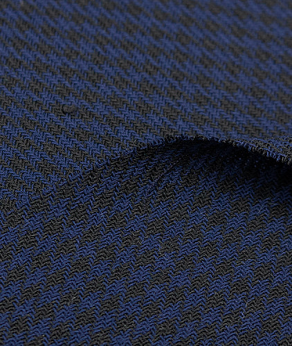 Шерстяная ткань (креп) тип Armani, цвет - синий, темно-синий, гусиная лапка. Изображение 2