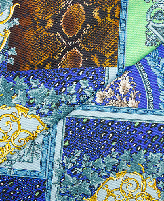 Джинса тип Versace, цвет - желтый, коричневый, зеленый, голубой, сиреневый, цветы. Изображение 1