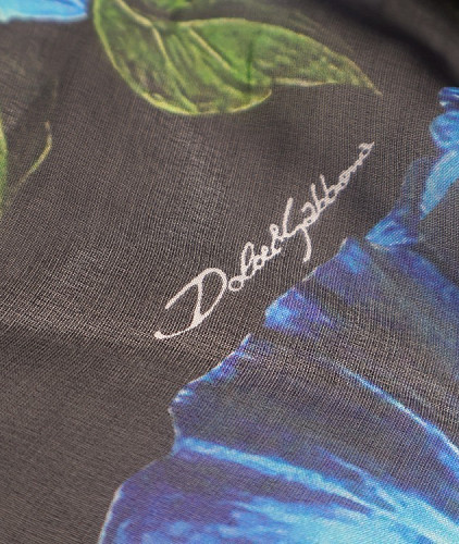 Шифон тип Dolce&Gabbana с цветами, цвет - синий, черный. Изображение 4