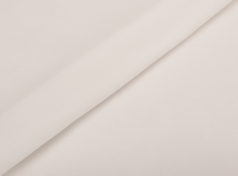 Фото ткани Шелковая органза тип Valentino, цвет - молочный