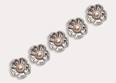 Фото ткани Пуговица в виде цветка (металл), цвет - серебро
