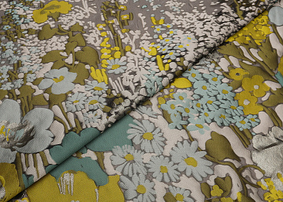 Фото ткани Шелковая органза с рисунком (купон), цвет - цветы