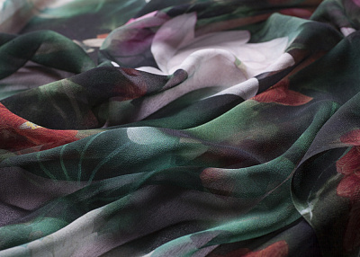 Фото ткани Шифон с лотосами, цвет - черный