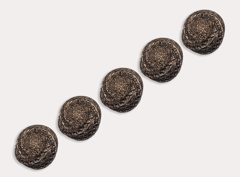 Фото ткани Пуговица фигурная пластиковая, цвет - бронза