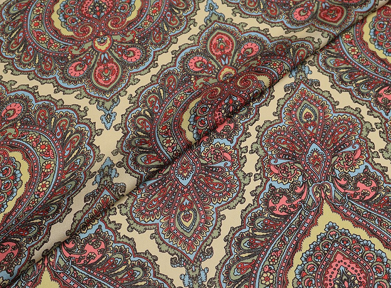 Фото ткани Натуральный шелк с рисунком, цвет - разноцветный