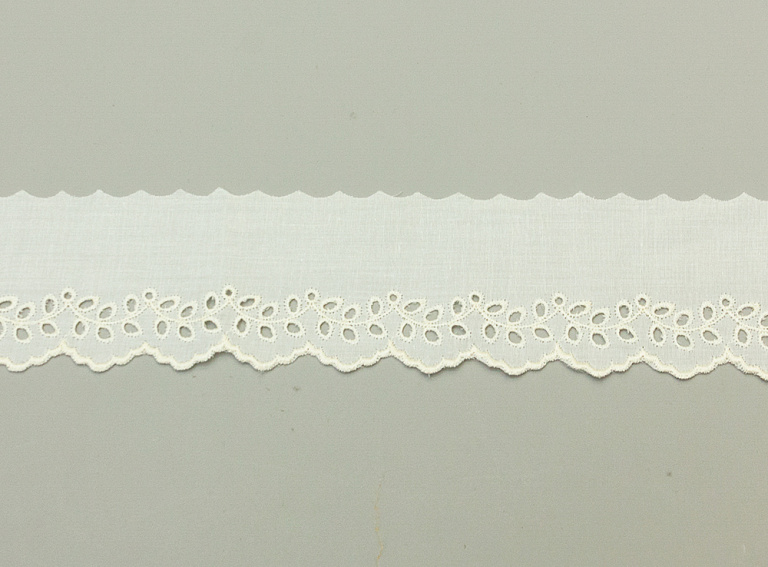 Фото ткани Кружево хлопковое, цвет - молочный