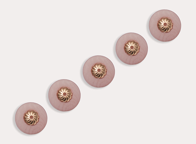 Фото ткани Пуговица круглая, цвет - розовый