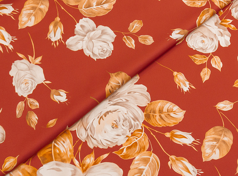 Фото ткани Натуральный шелк с розами тип Dolce&Gabbana, цвет - красный