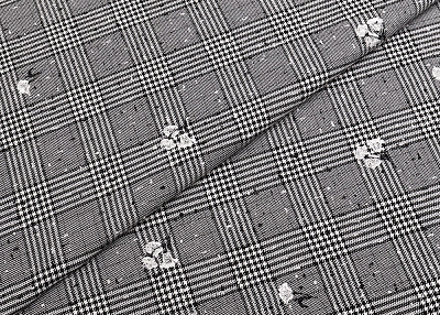 Фото ткани Вискоза с вышивкой тип Dior, цвет - серый