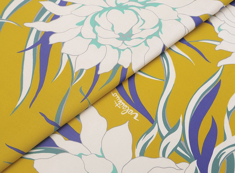 Фото ткани Хлопковая ткань тип Valentino с цветами, цвет - желтый