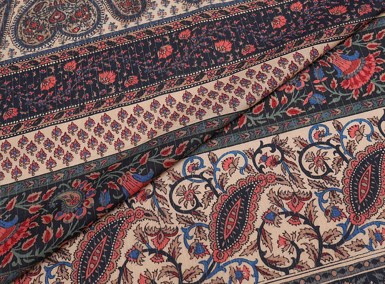 Фото ткани Хлопковая ткань с рисунком тип Valentino, цвет - полоска и пейсли