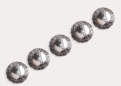 Фото ткани Пуговица тип Valentino (металл), цвет - серебро