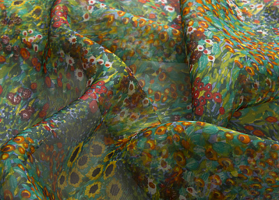 Фото ткани Шелковая органза тип Valentino с рисунком, цвет - зеленый