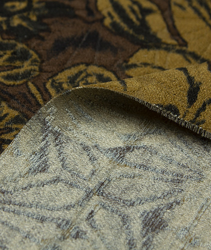 Бархат тип Etro, цвет - коричневый и цветы. Изображение 3