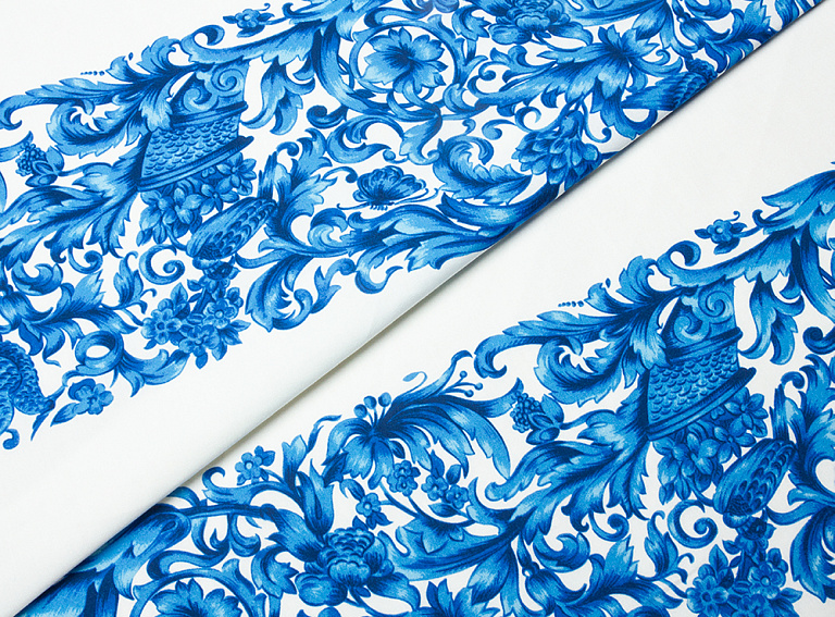 Фото ткани Хлопковая ткань с рисунком, цвет - синий, белый, полоска, цветы, майолика