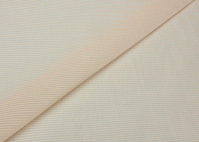 Фото ткани Органза в полоску, цвет - пудра, молочный, полоска
