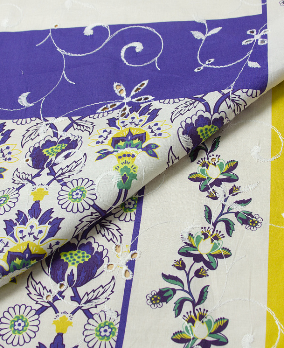 Хлопковое шитье тип Etro, цвет - фиолетовый, желтый, белый, зеленый. Изображение 1