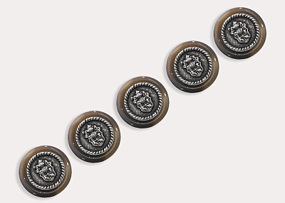 Фото ткани Пуговица круглая с гербом, цвет - коричневый