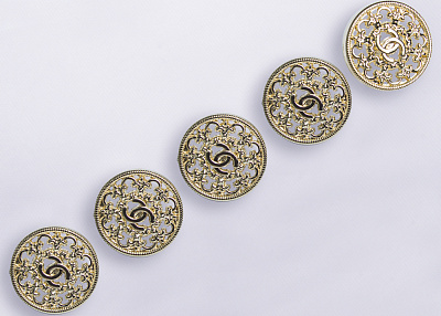 Фото ткани Пуговица круглая Chanel, цвет - золотой и металлик