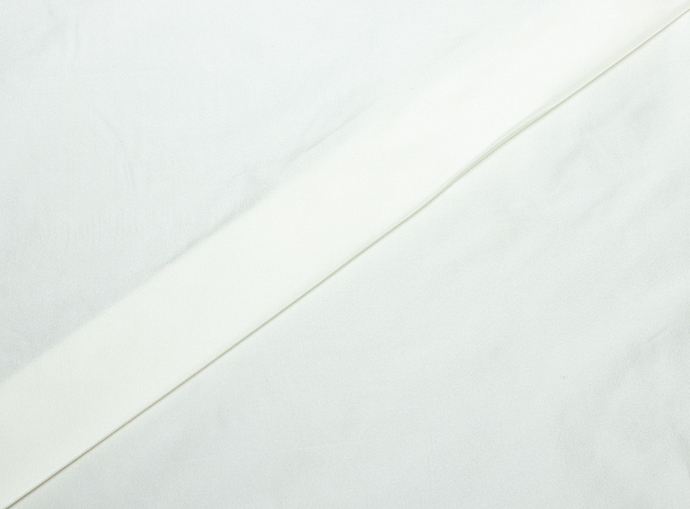Фото ткани Шелковая тафта, цвет - кремовый