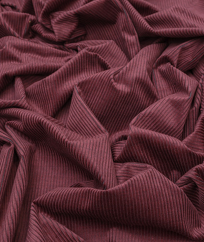 Хлопковый вельвет тип Brunello Cucinelli, цвет - бордовый. Изображение 3