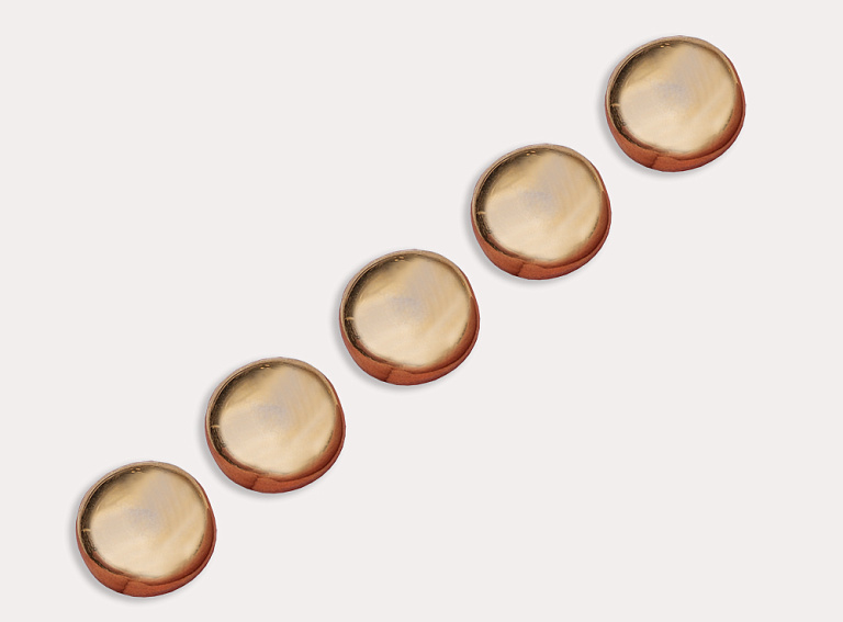 Фото ткани Пуговица металлическая, цвет - золотой