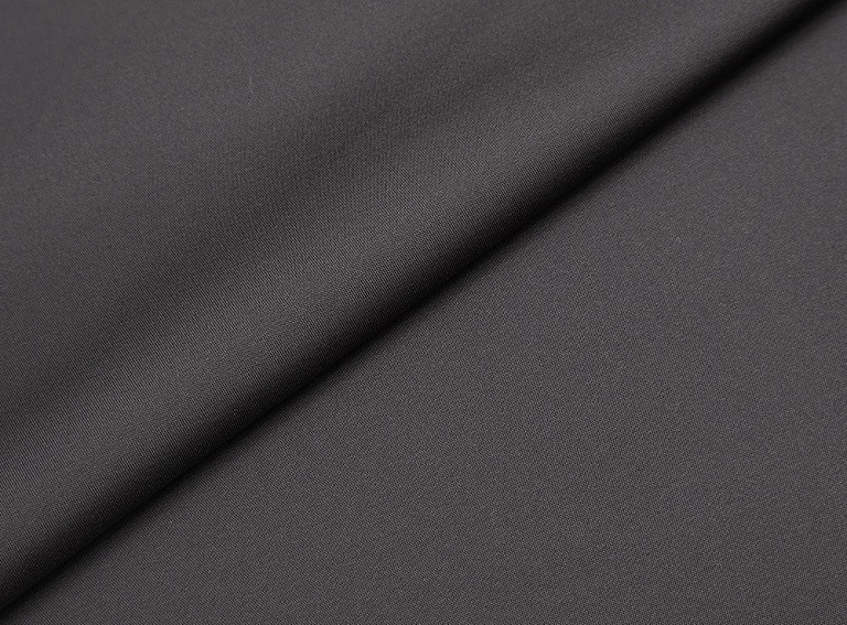 Фото ткани Шелковая органза тип Valentino, цвет - черный