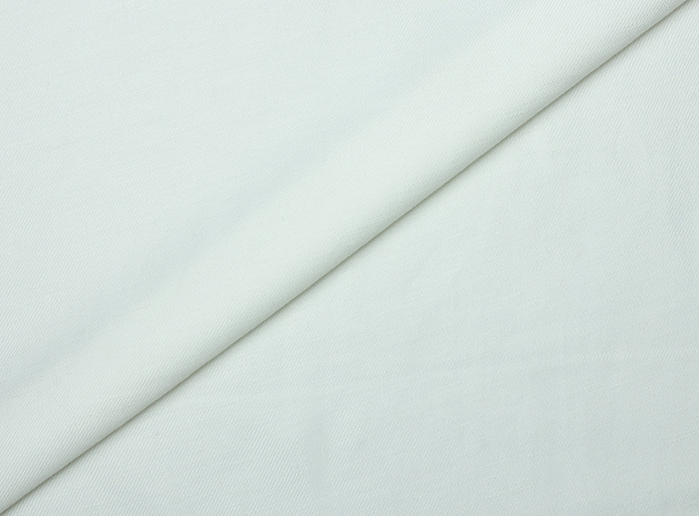Фото ткани Твиловый шелк тип Valentino, цвет - белый