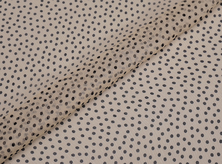 Фото ткани Шифон крэш в черный горох, цвет - бежевый