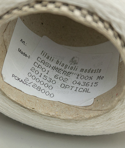 Пряжа кашемир тип Biagioli Modesto (100гр), цвет - молочный. Изображение 4