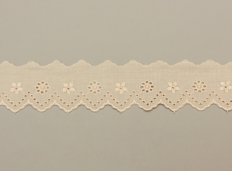 Фото ткани Кружево хлопковое, цвет - бежевый