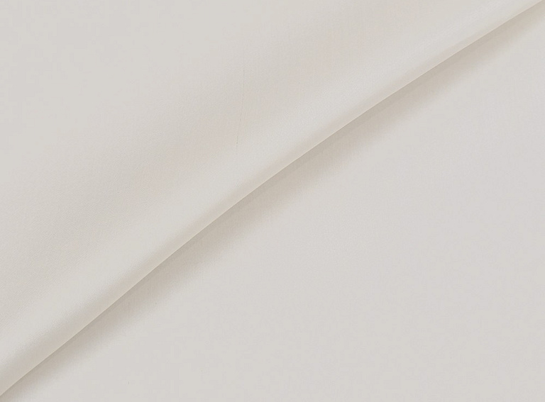 Фото ткани Шелковая органза, цвет - молочный