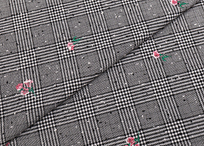 Фото ткани Вискоза с вышивкой тип Dior, цвет - серый