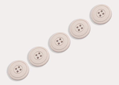Фото ткани Пуговица круглая, цвет - молочный