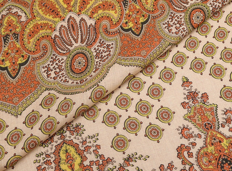 Фото ткани Льняная ткань тип Valentino с рисунком, цвет - бежевый, оранжевый, пейсли