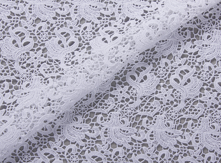 Фото ткани Однотонное плотное кружево тип  Scervino, цвет - белый