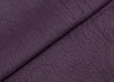 Фото ткани Натуральная кожа (шкурки), цвет - фиолетовый