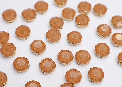 Фото ткани Стразы, цвет - коричневый и золотой