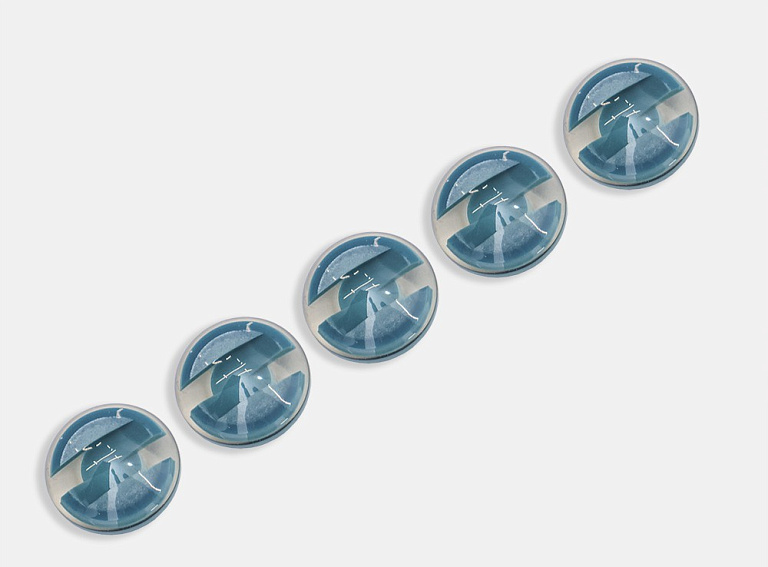 Фото ткани Пуговица круглая, цвет - бирюзовый