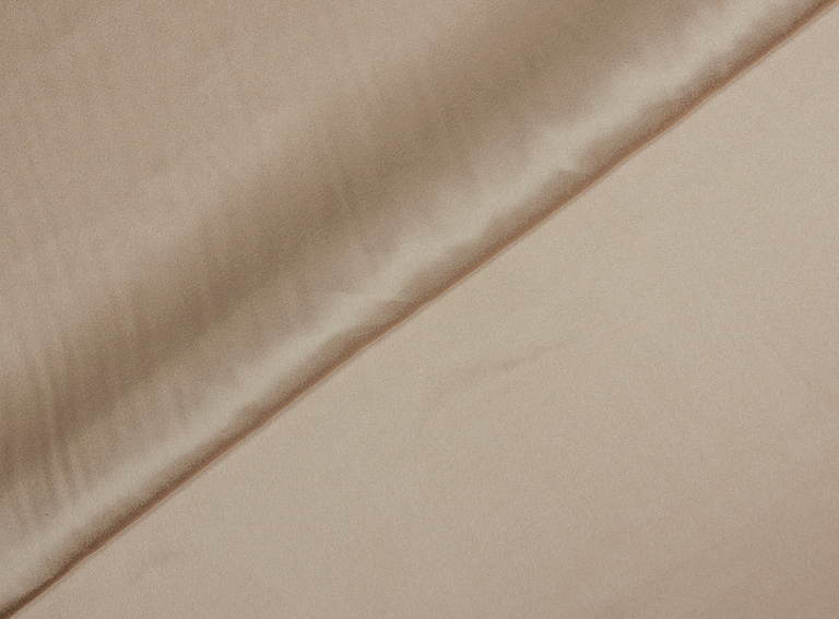Фото ткани Атласная ткань, цвет - темно-бежевый