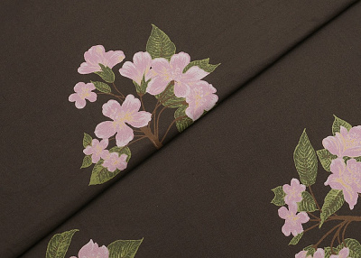 Фото ткани Шифон тип Valentino с цветами, цвет - коричневый