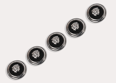 Фото ткани Пуговица круглая с головой льва, цвет - черный и серебро