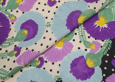 Фото ткани Шелковая органза тип Valentino с рисунком, цвет - фиолетовый, зеленый, черный, цветы