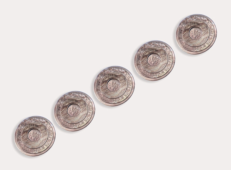 Фото ткани Пуговица круглая (пластик), разноцветная